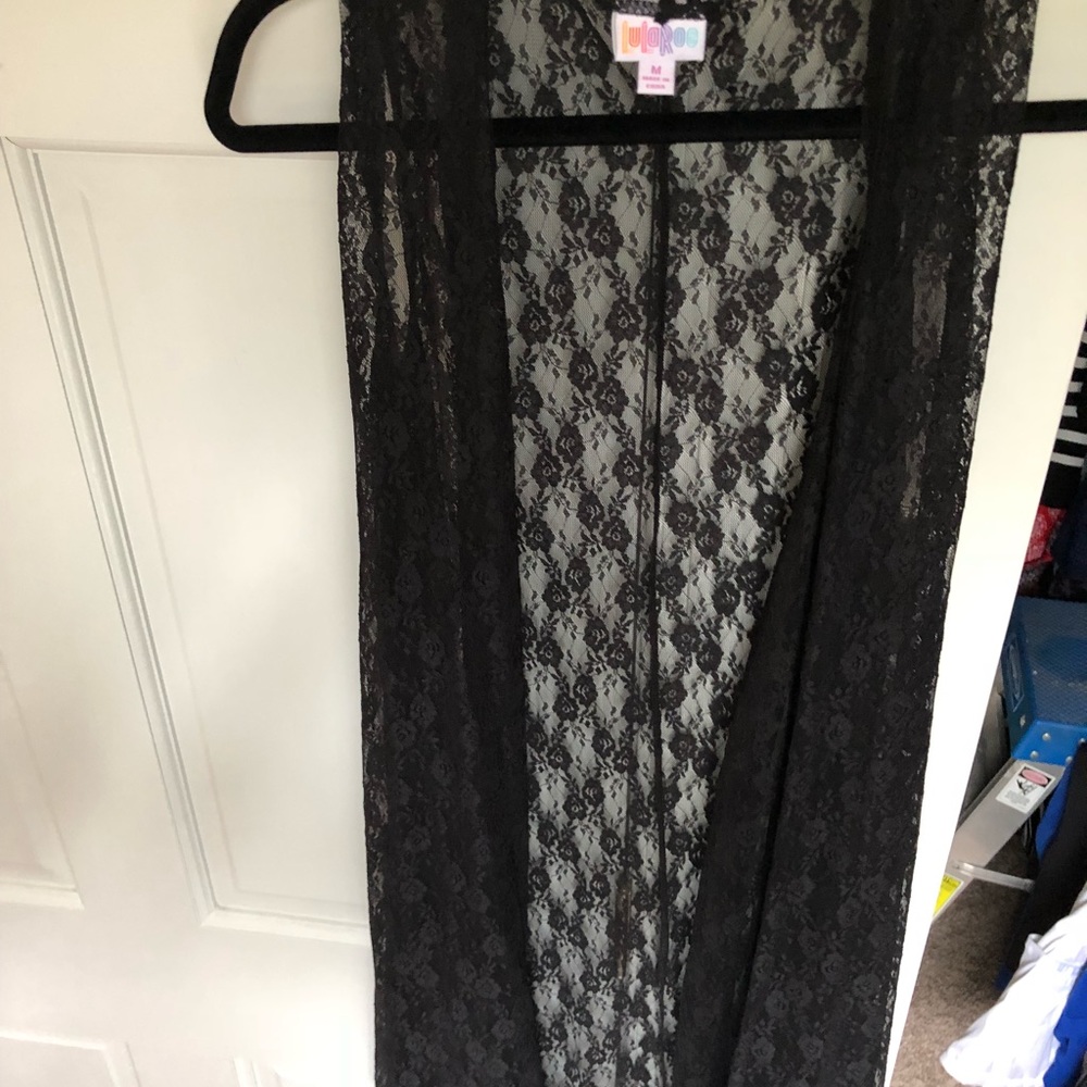 Medium LuLaRoe Black Rose Lace Joy